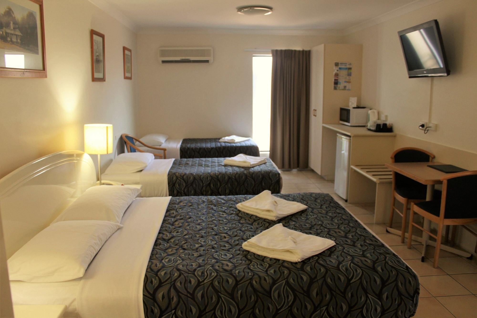 Rockhampton Palms Motor Inn ภายนอก รูปภาพ