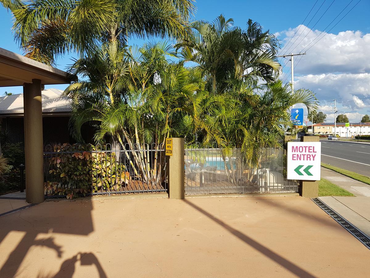 Rockhampton Palms Motor Inn ภายนอก รูปภาพ