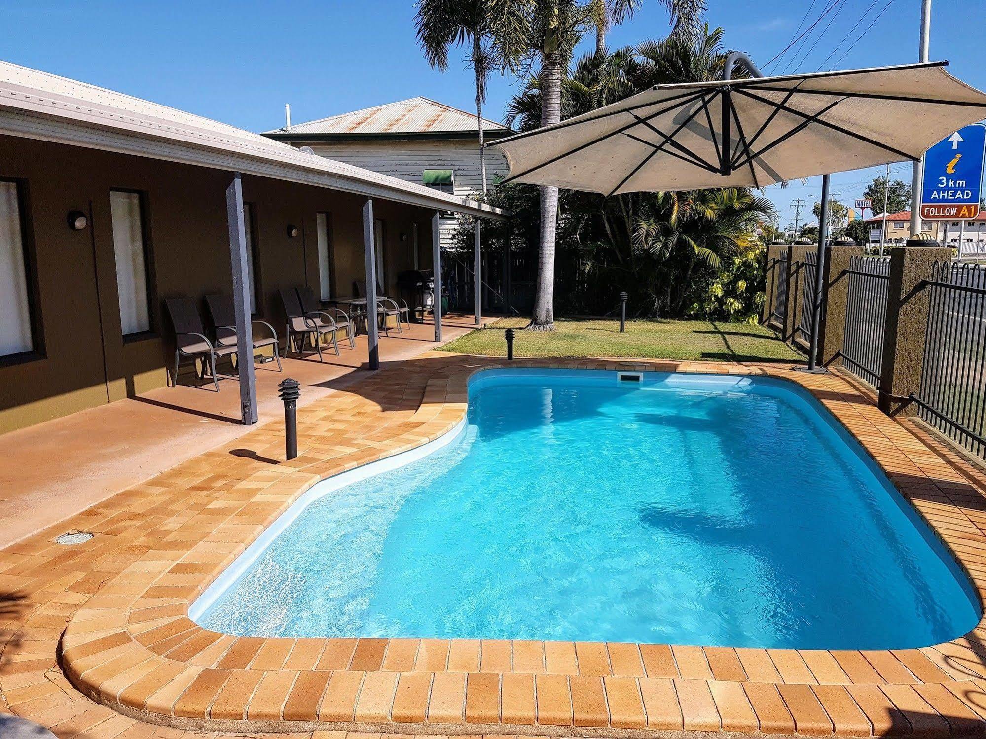 Rockhampton Palms Motor Inn ภายนอก รูปภาพ
